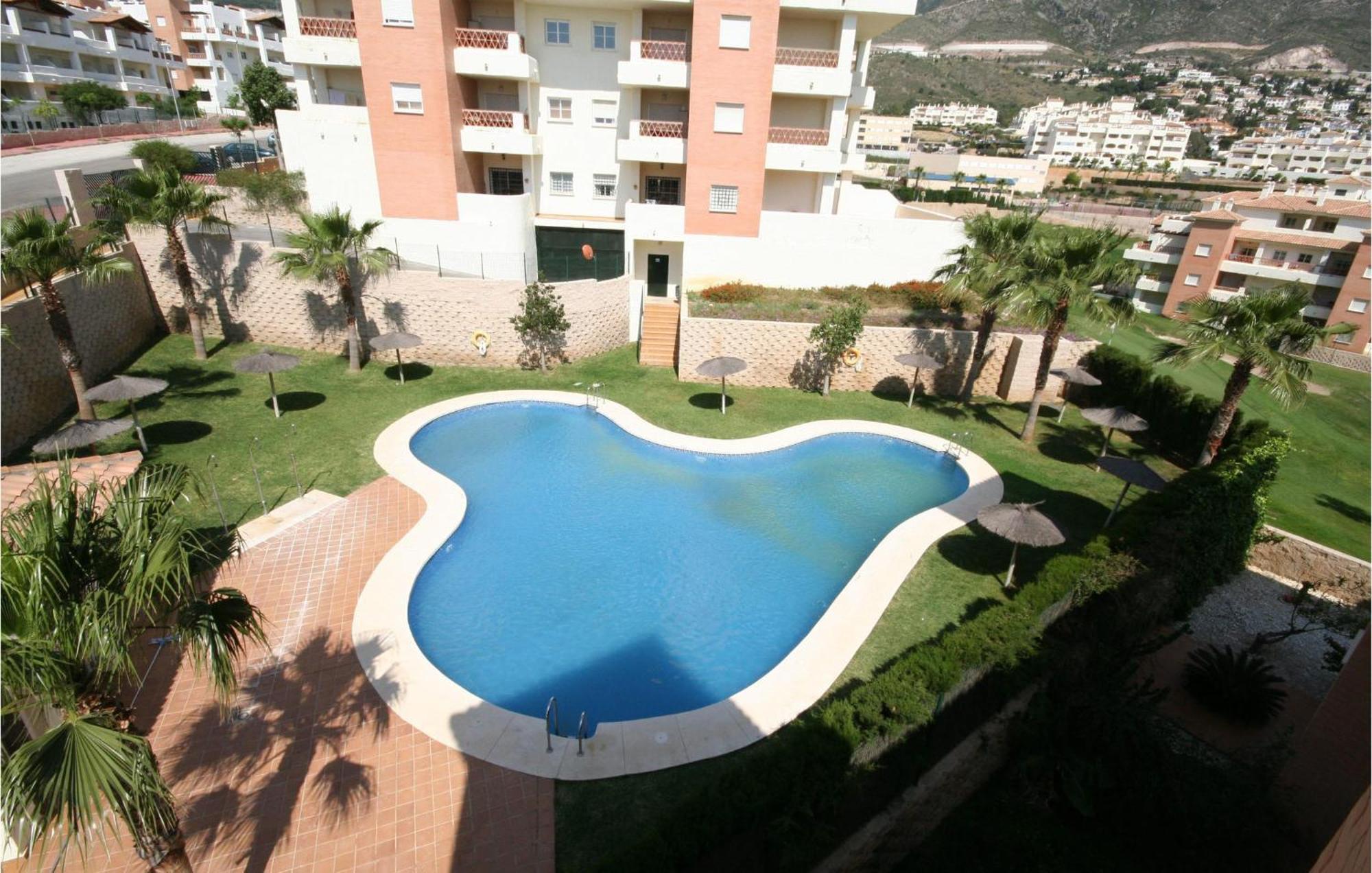 2 Bedroom Cozy In Costa Benalmádena